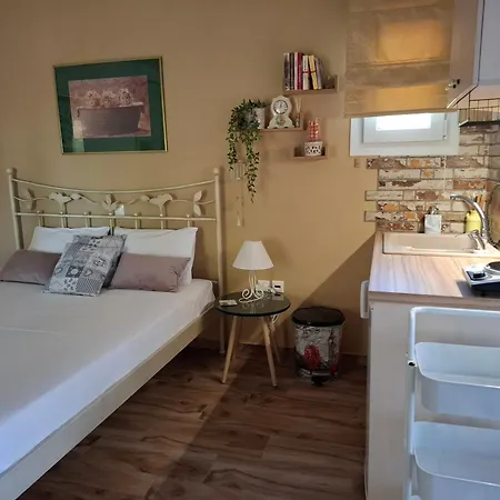 Actis 2 * Stelida (Naxos)